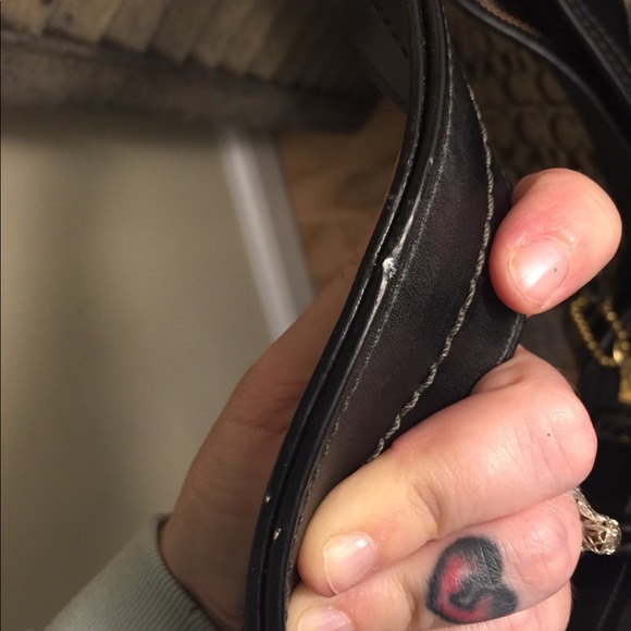 AUTHENTIC Signature Coach Hobo Bucket bag - Picture 6 of 8